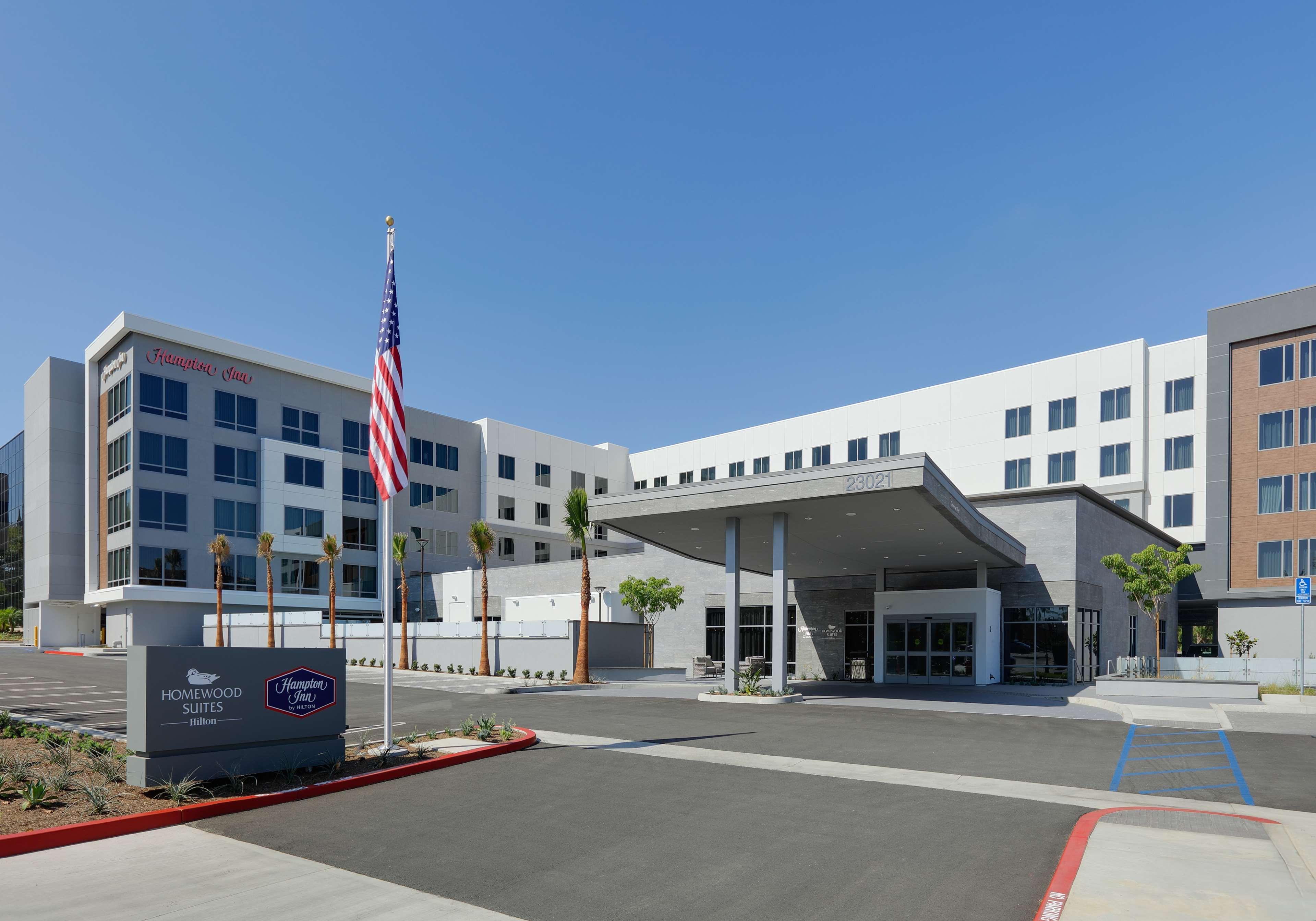 Hampton Inn By Hilton Irvine Spectrum ليك فوريست المظهر الخارجي الصورة